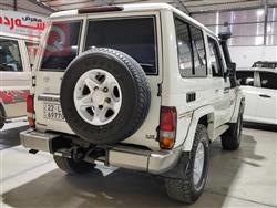 Toyota Land Cruiser 70